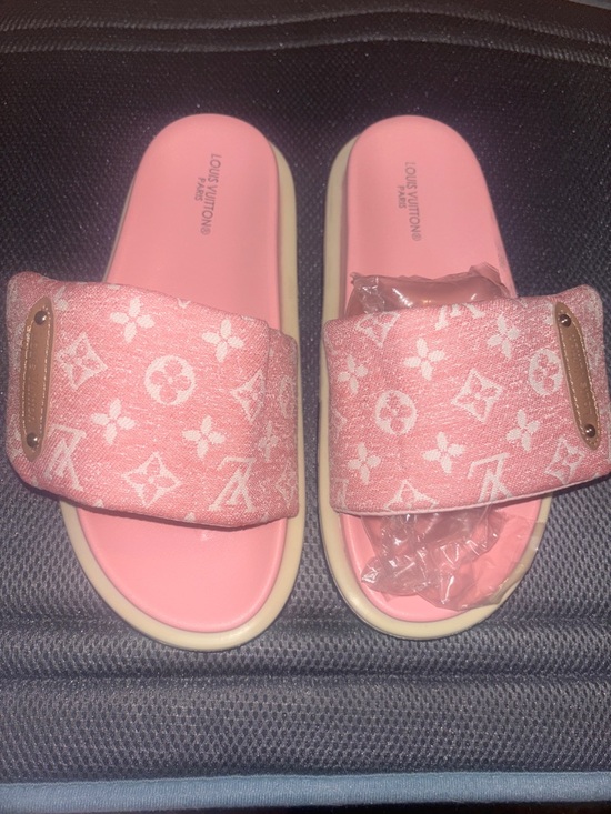 Louis Vuitton Shoes - (Inspired)39 size Louis Vuitton Pink Monogram Slide Sandals with Cream Soles